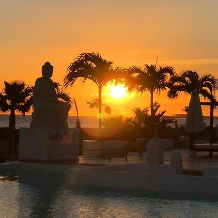 Hotel Livvo Budha Beach Санта Мария Екстериор снимка
