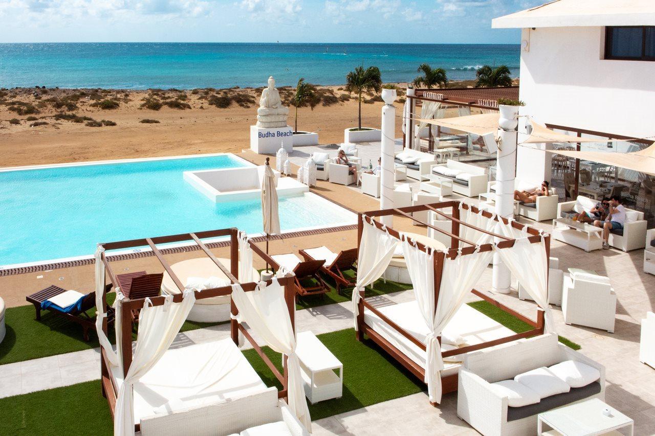Hotel Livvo Budha Beach Санта Мария Екстериор снимка
