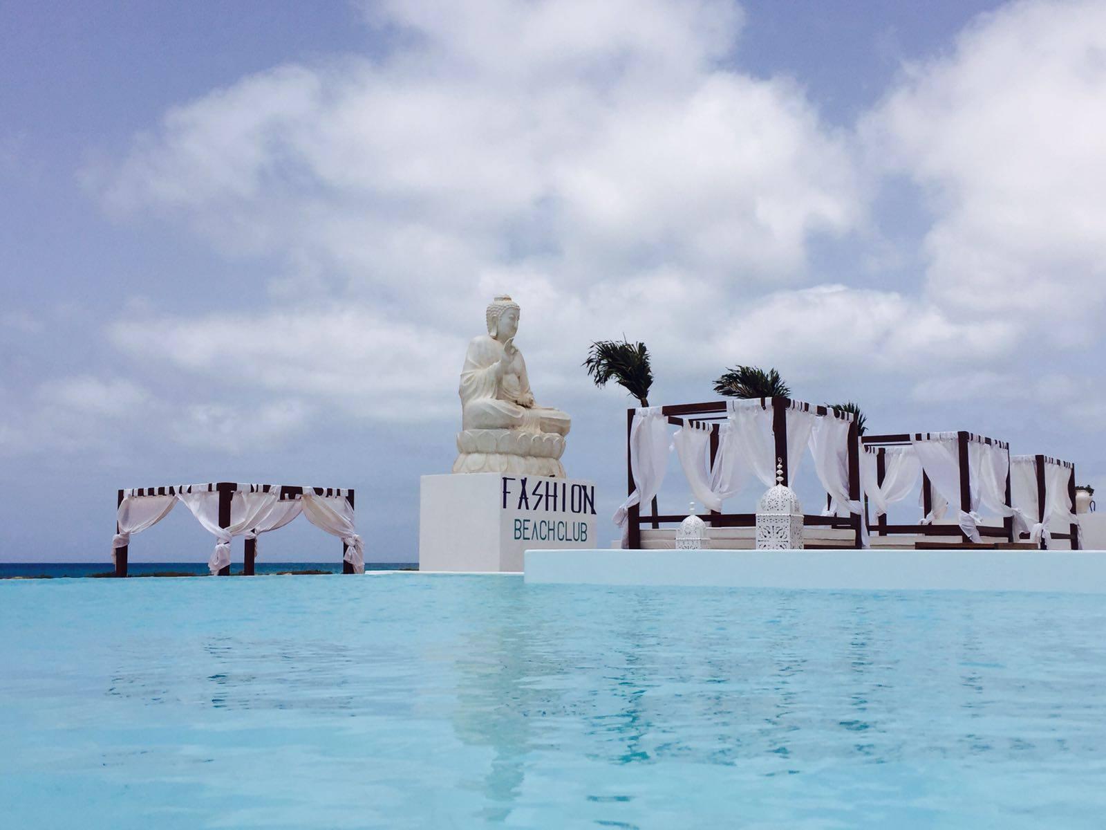 Hotel Livvo Budha Beach Санта Мария Екстериор снимка