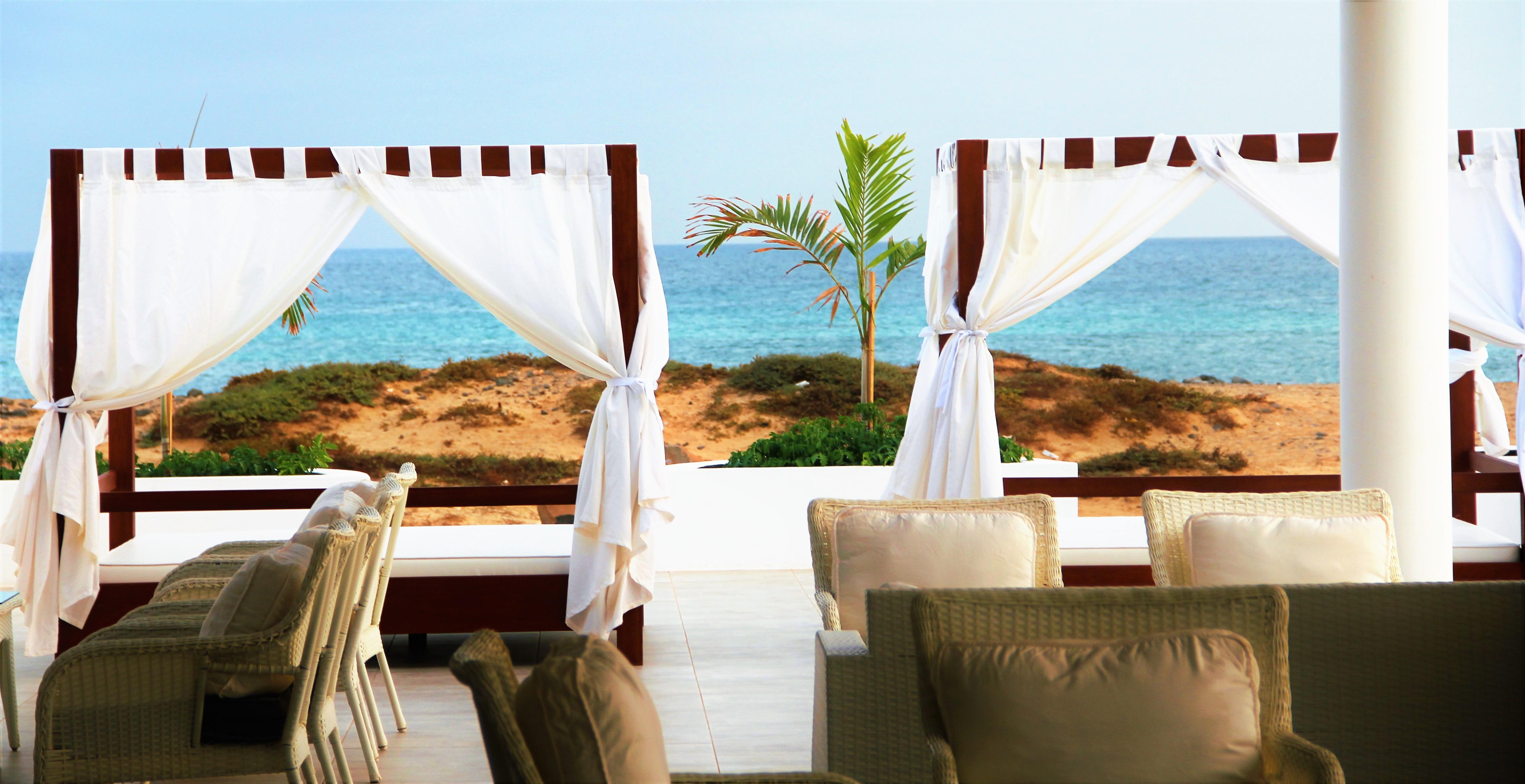 Hotel Livvo Budha Beach Санта Мария Екстериор снимка