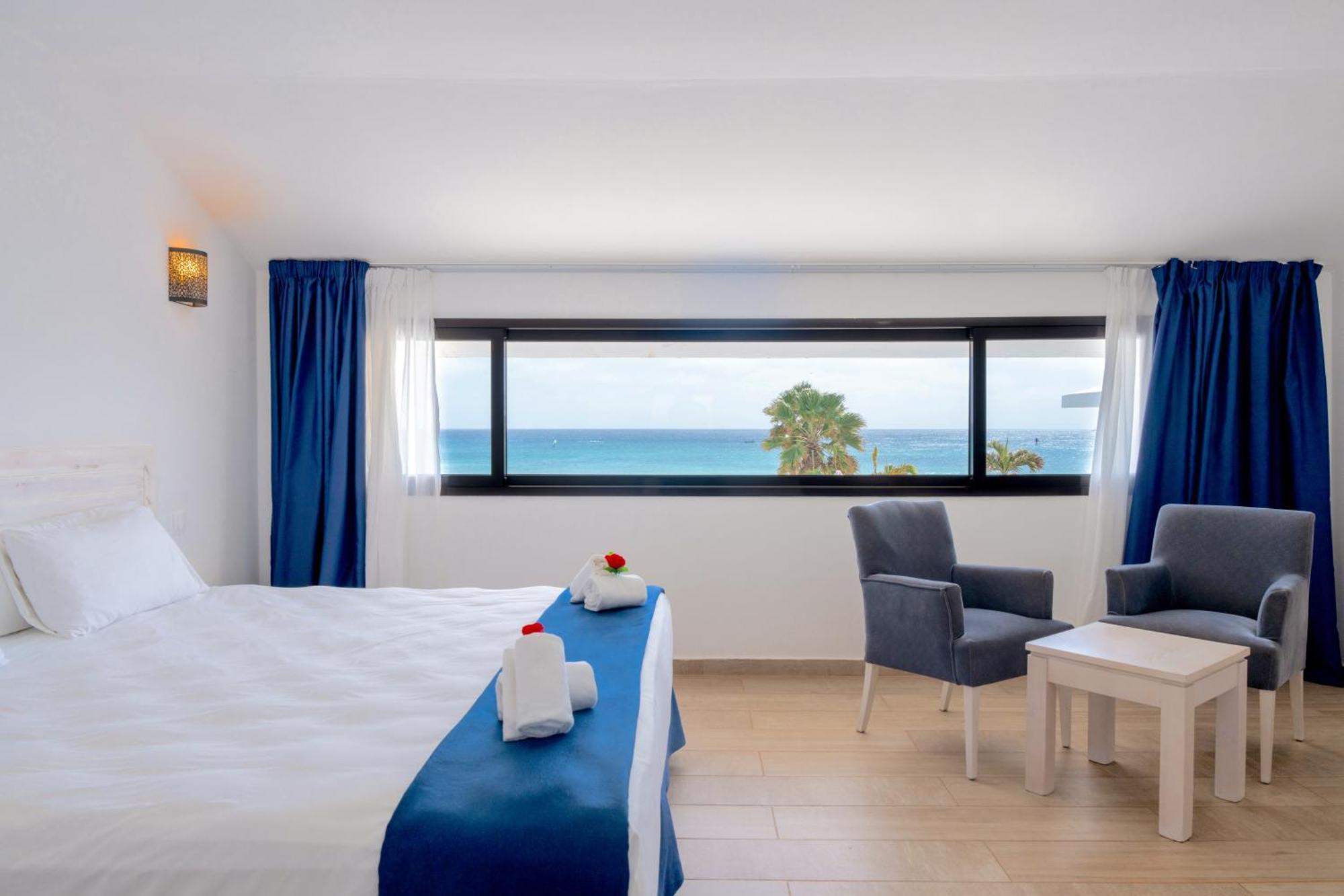 Hotel Livvo Budha Beach Санта Мария Екстериор снимка