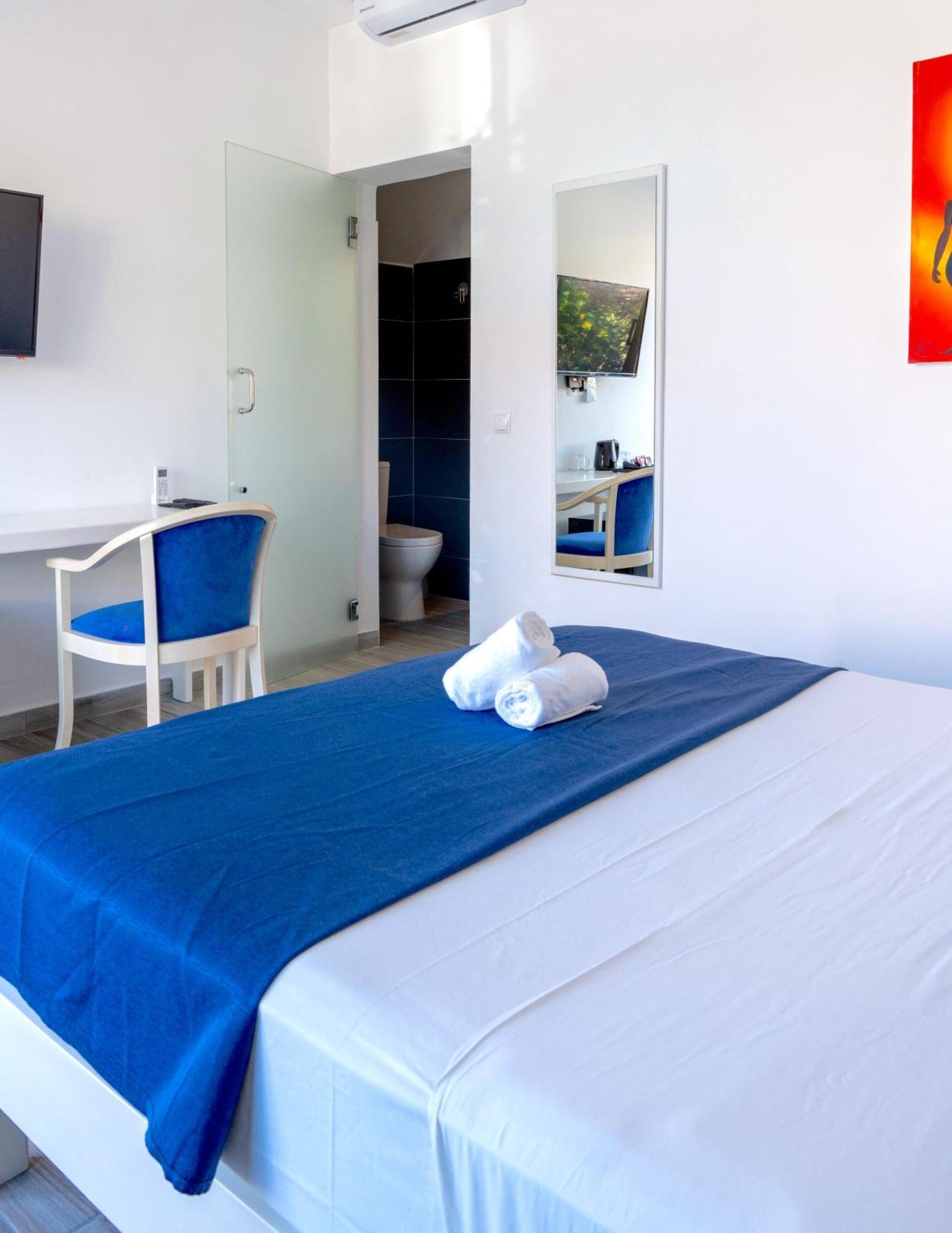 Hotel Livvo Budha Beach Санта Мария Екстериор снимка