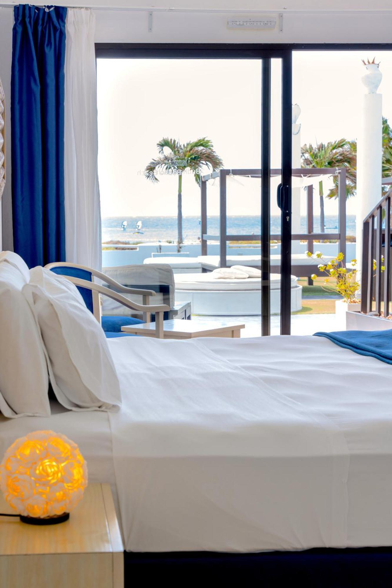 Hotel Livvo Budha Beach Санта Мария Стая снимка