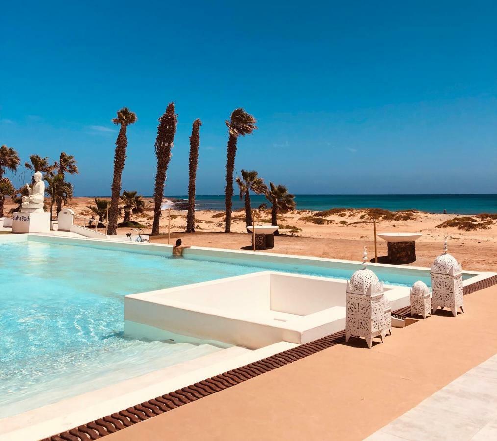 Hotel Livvo Budha Beach Санта Мария Екстериор снимка